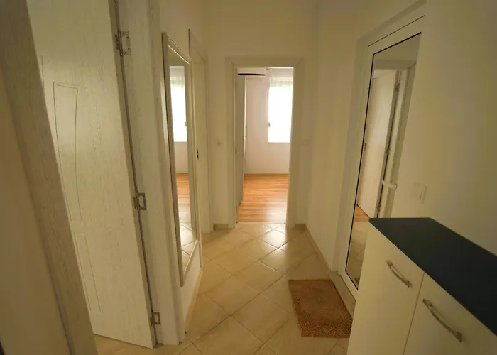 Apartamento Emona 5 Floor 2 Burgas